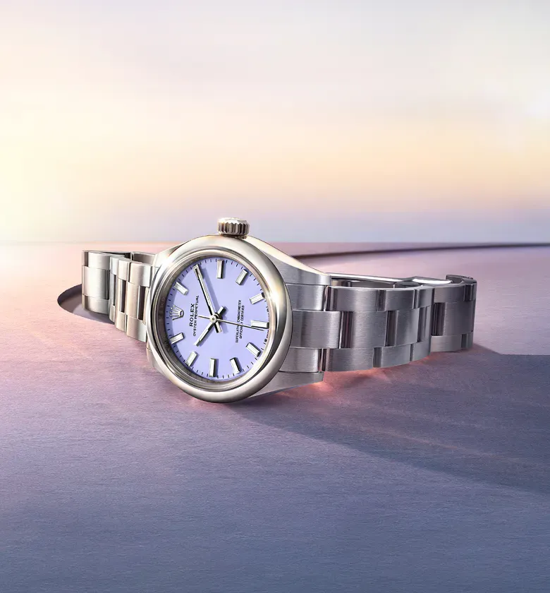 Gli orologi della gamma Oyster Perpetual sono abbinati a un bracciale Oyster.